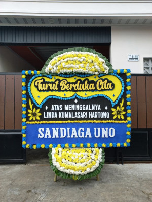 Papan Bunga Duka di Pengenjek